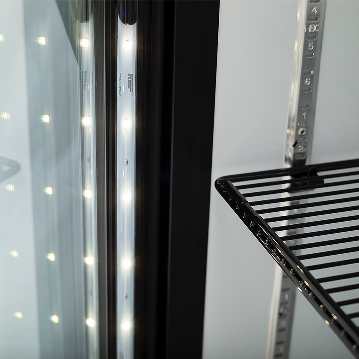 Imbera CCV-72 Refrigerador Cervecero 1 Puerta de Cristal - Imagen 4